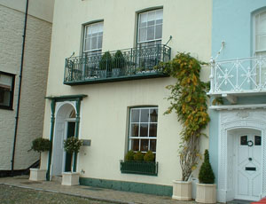 Devon Spirals, Balconies